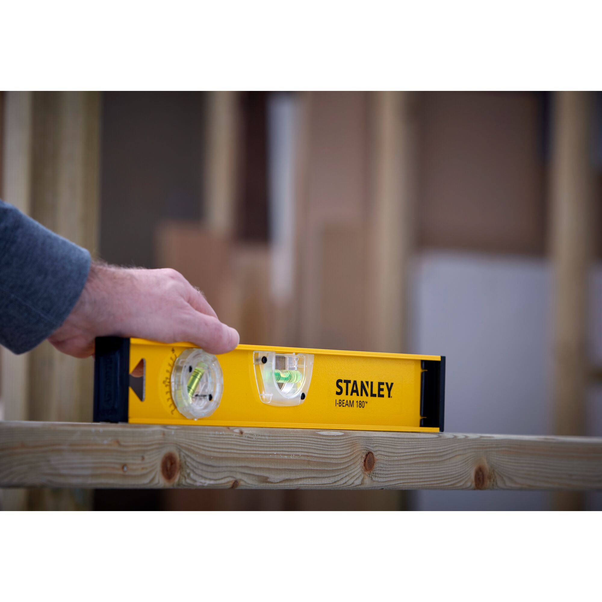 Stanley pro i beam outlet level