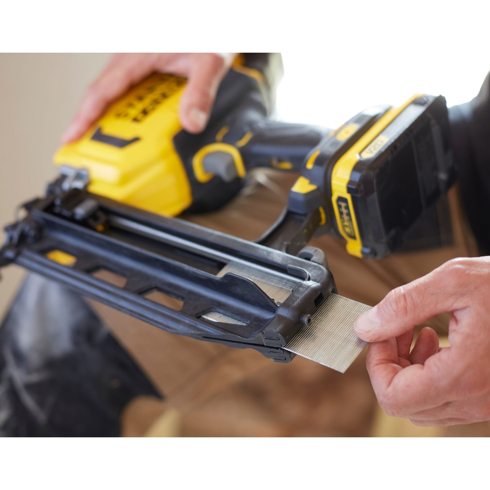 Max 16 gauge online finish nailer