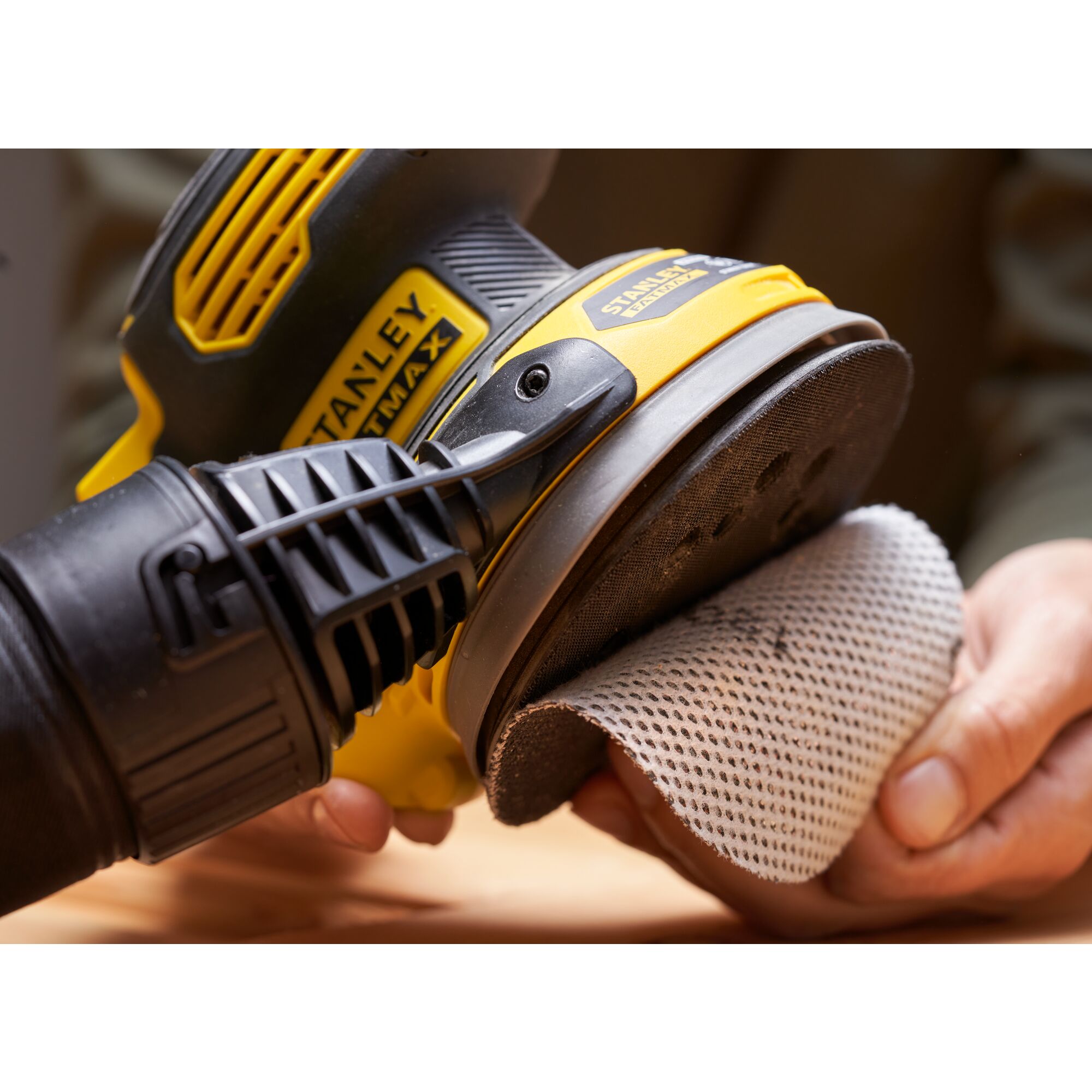 Battery on sale orbital sander