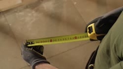 Video STANLEY FATMAX BladeArmor 10M (32mm wide) Tape Measure